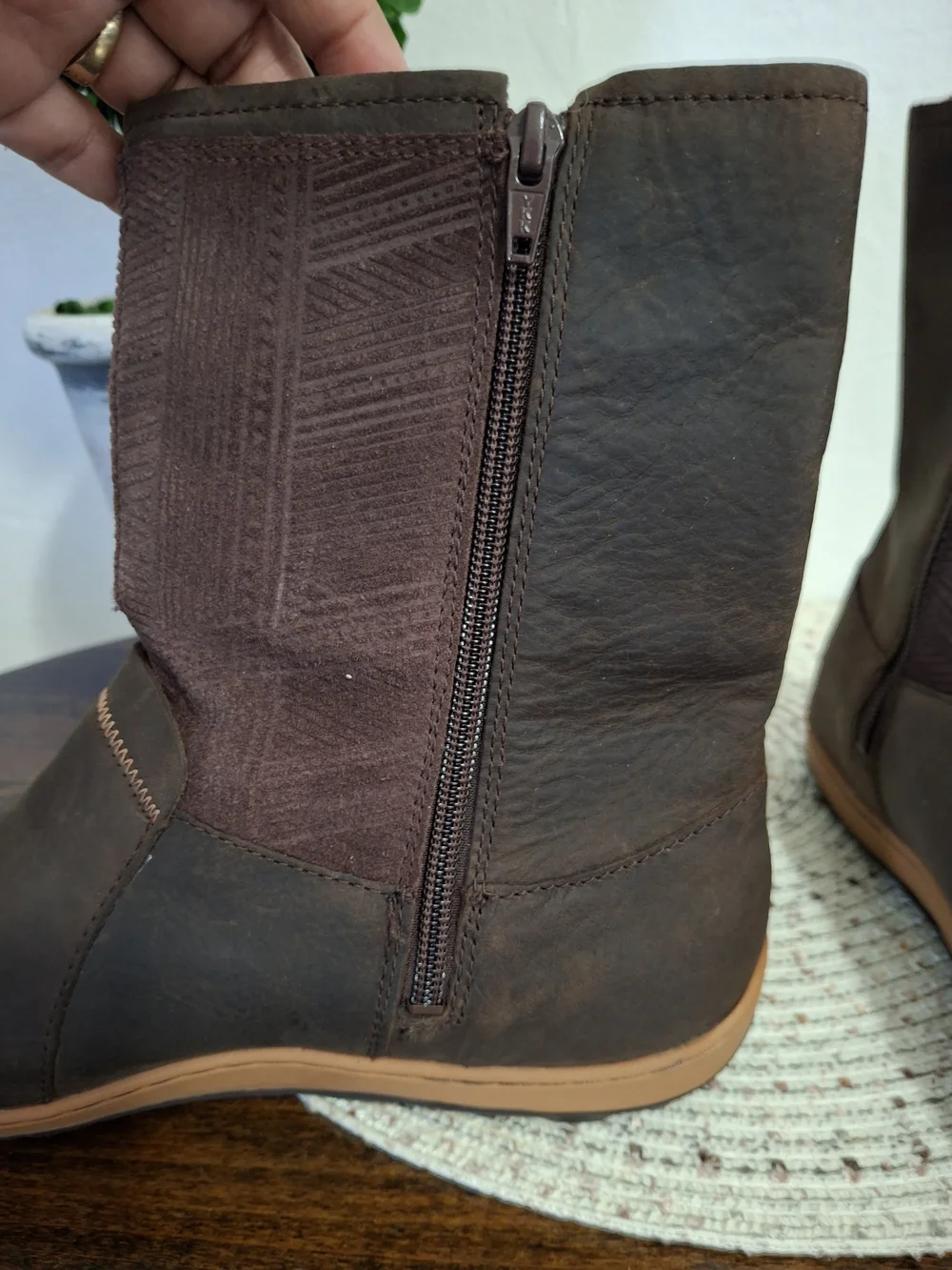 Merrell Women’s Brown Boots Size 9.